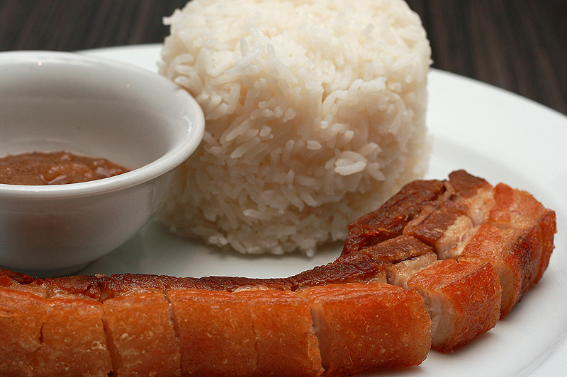 Turo-Turo - lechon kawali